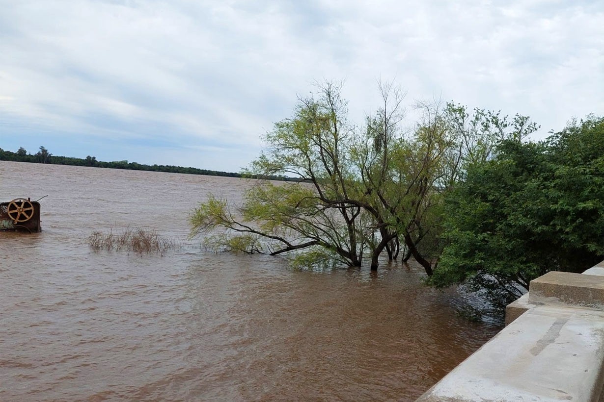 El río en 6 38 metros a la altura de Colón La perspectiva es que a