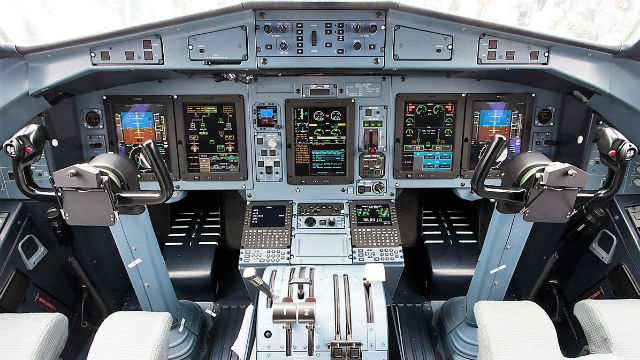 Así es la cabina del ATR 72-600 de Avianca.