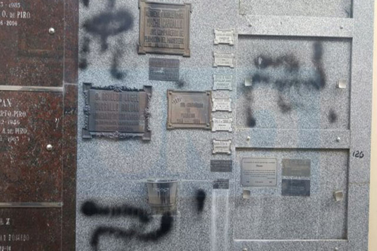 Así apareció el panteón del histórico dirigente radical.