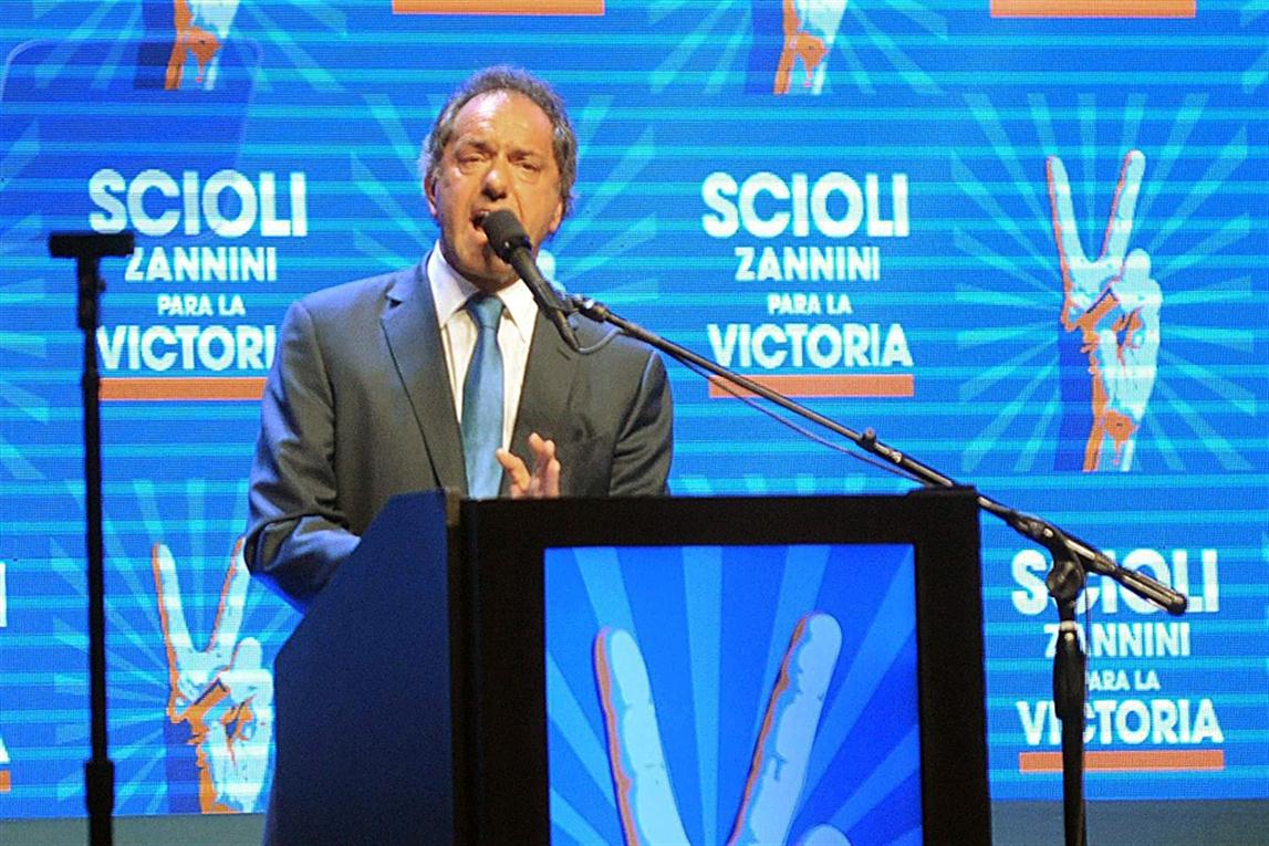 Scioli fue el candidato  que pretendió continuar con el kirchnerismo a cargo de la presidencia.