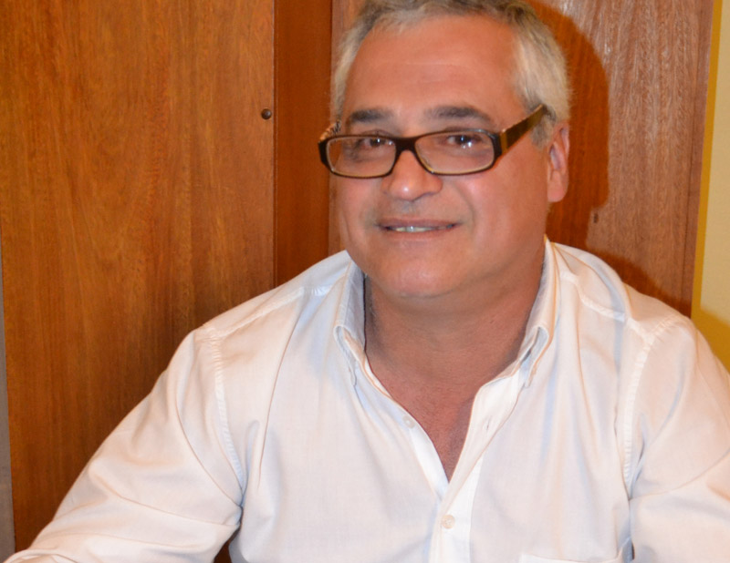 Echandi lanzó fuertes críticas a la obra inconclusa en Gualeguaychú.