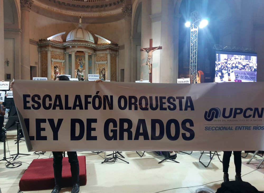 La Basílica Inmaculada Concepción recibió a la Orquesta Sinfónica de Entre Ríos.