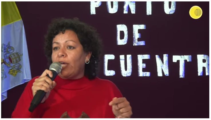 Ivana Almada, del Partido Obrero, dentro del Frente de Izquierda de las y los Trabajadores (FIT)
