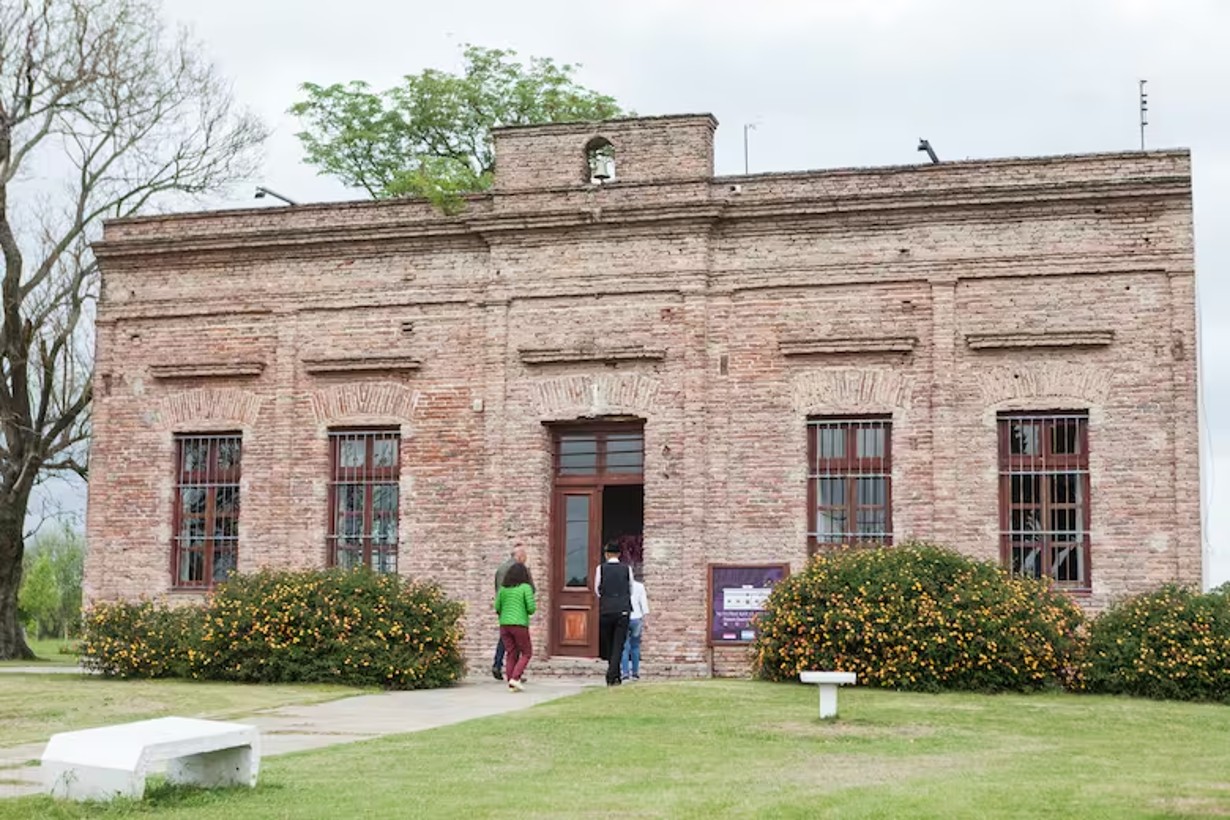 La antigua escuela de Spatzenkutter (Entre Ríos) se transformó museo.