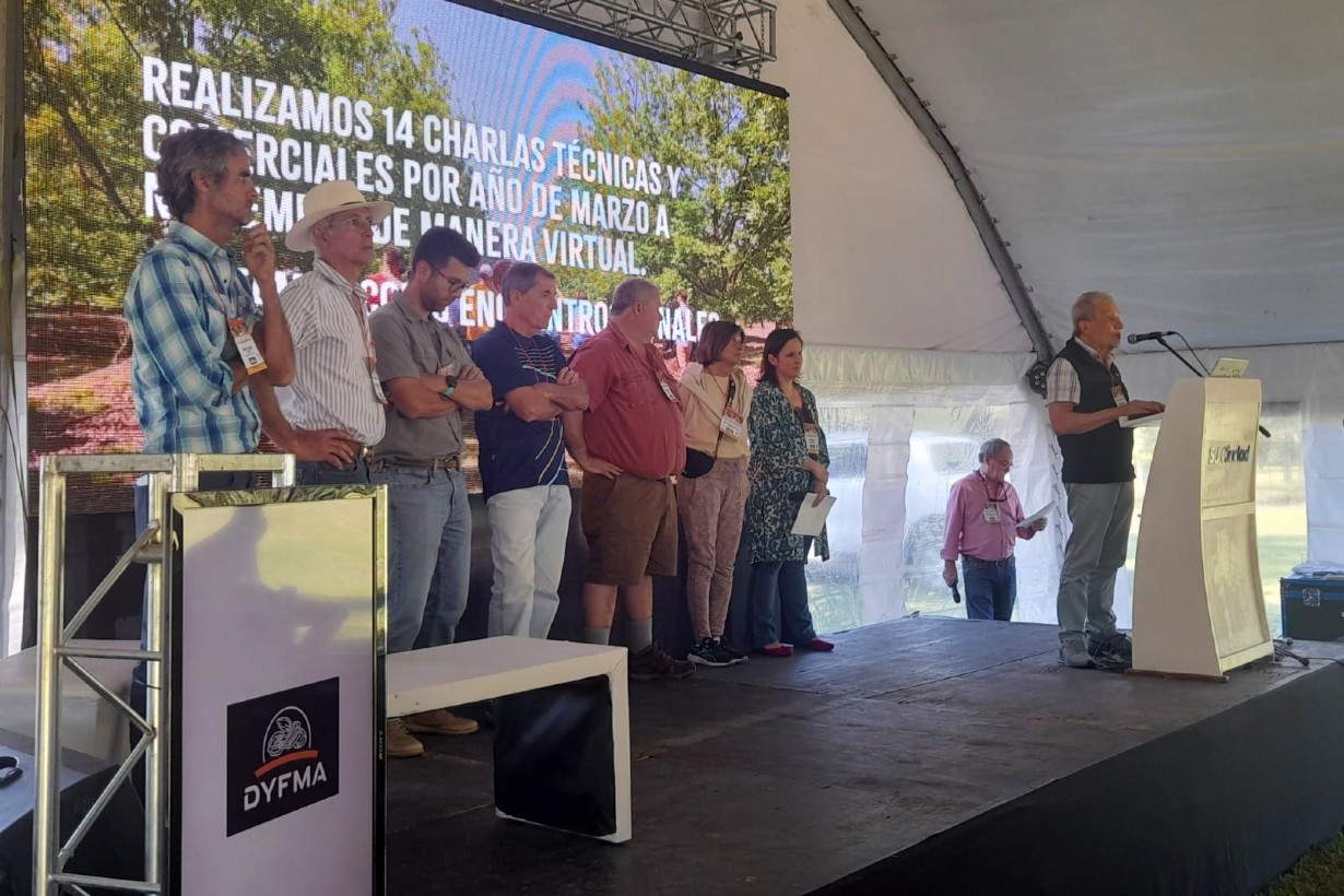 Barone pronunció su discurso escoltado por parte del equipo de conducción de CAPPECÁN.