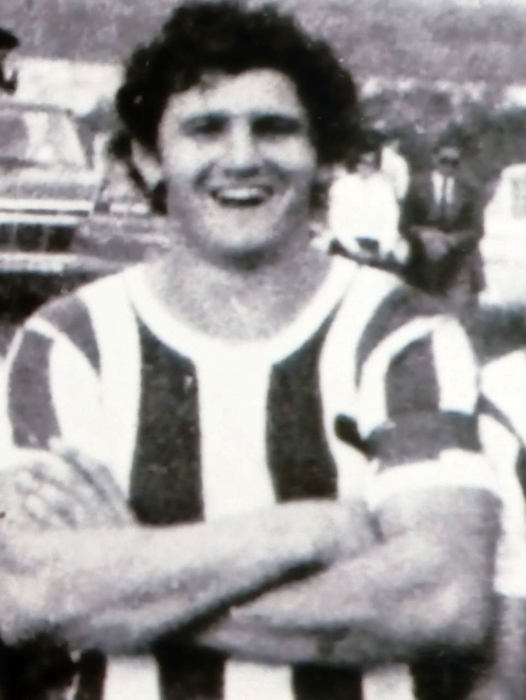 El capitán del Decano, uno de los grandes valores del fútbol uruguayense.
