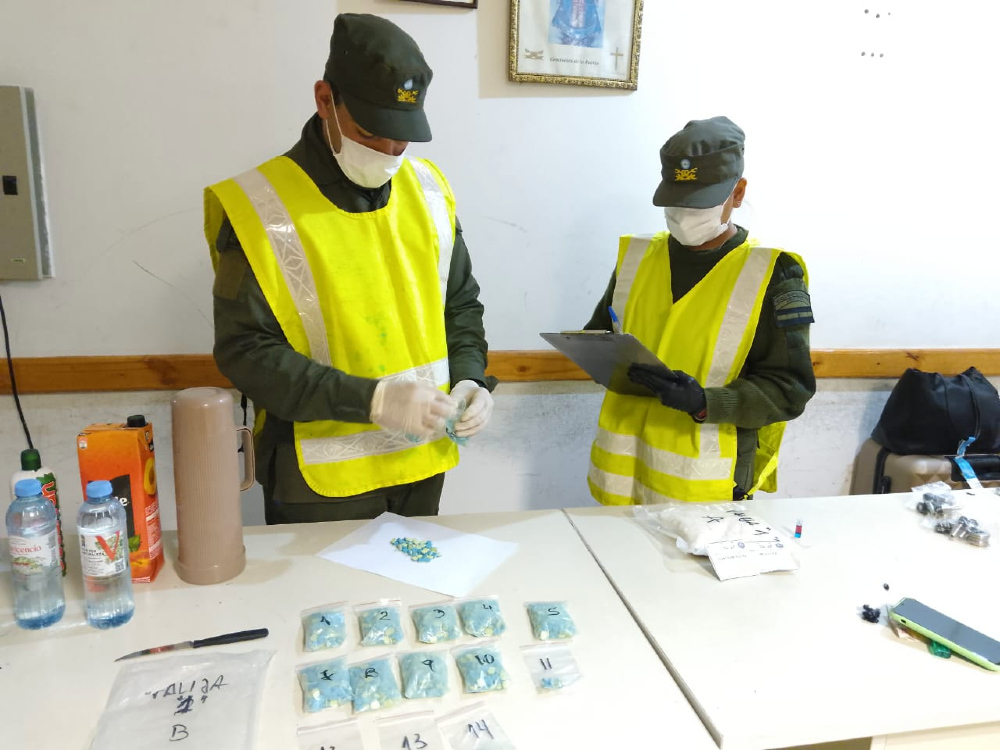 Parte del cargamento secuestrado por Gendarmería Nacional en territorio misionero.