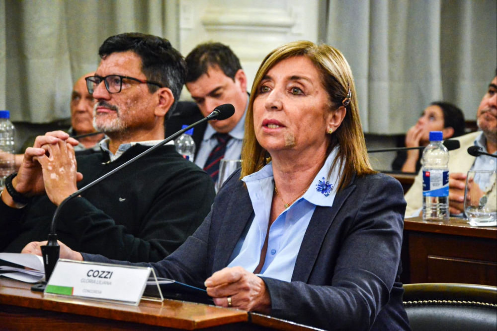 Cozzi, conocida popularmente como Cielo Espejo, también ofreció agradecimientos.