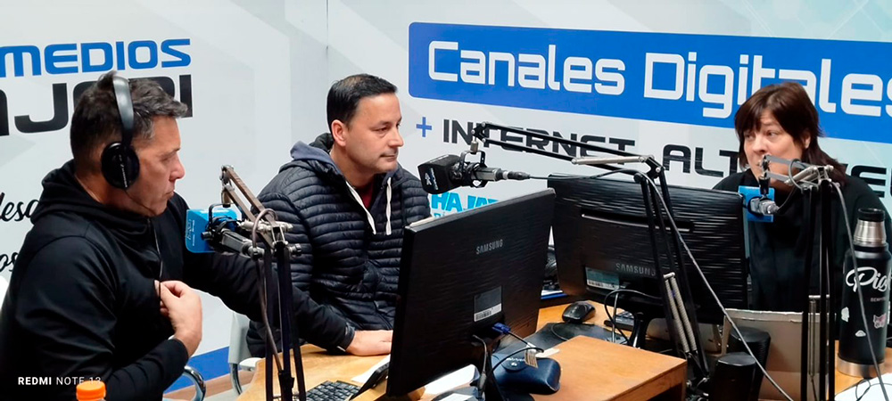 Luis y Georgina comentaron la campaña solidaria que realizan en Chajarí.