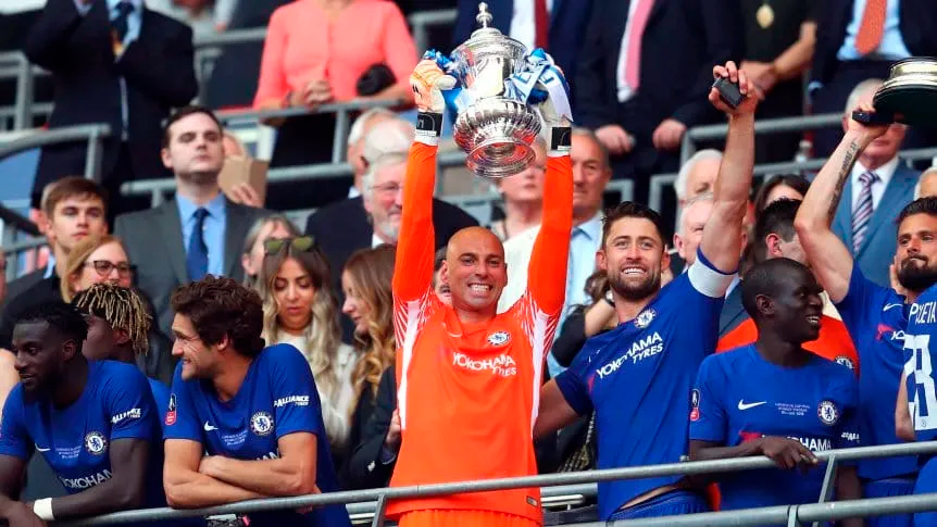 En Chelsea fue protagonista de la conquista de la F.A.
