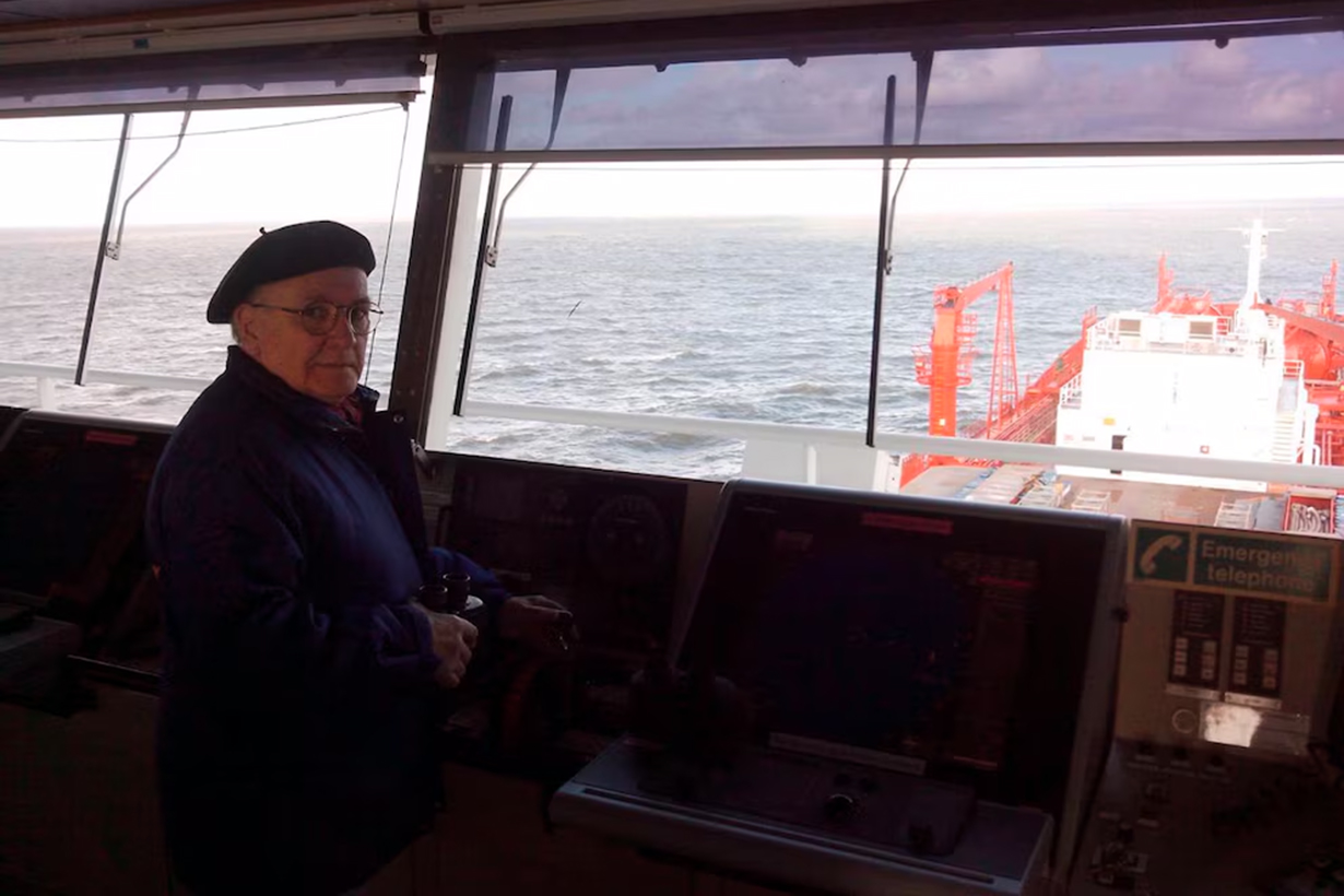 Comenzó a navegar a los 18 años.
