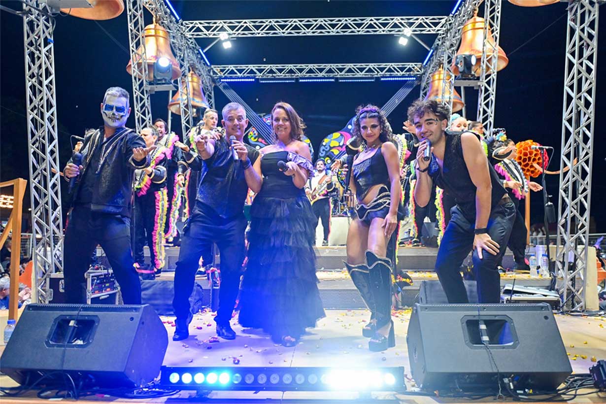 “Furia del Oeste”, la banda de Papelitos