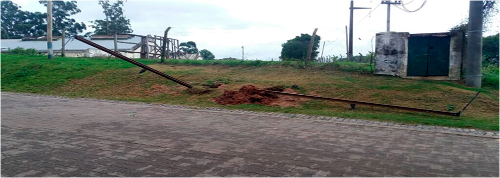 Las columnas huérfanas en zona de Arruabarrena y Belgrano, en el Regimiento de Concordia.