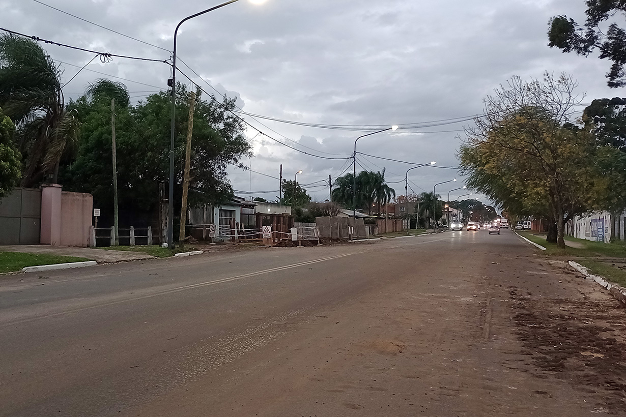 El tránsito este jueves de mañana volvió a recuperar la normalidad en avenida Salto Uruguayo.