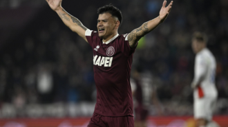 Lanús, con Walter Bou como referente, avanzó a semifinales