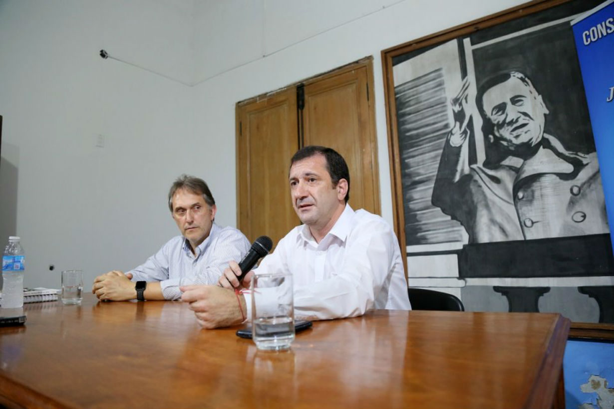 Kueider con Carballo en la casa del PJ Uruguay.