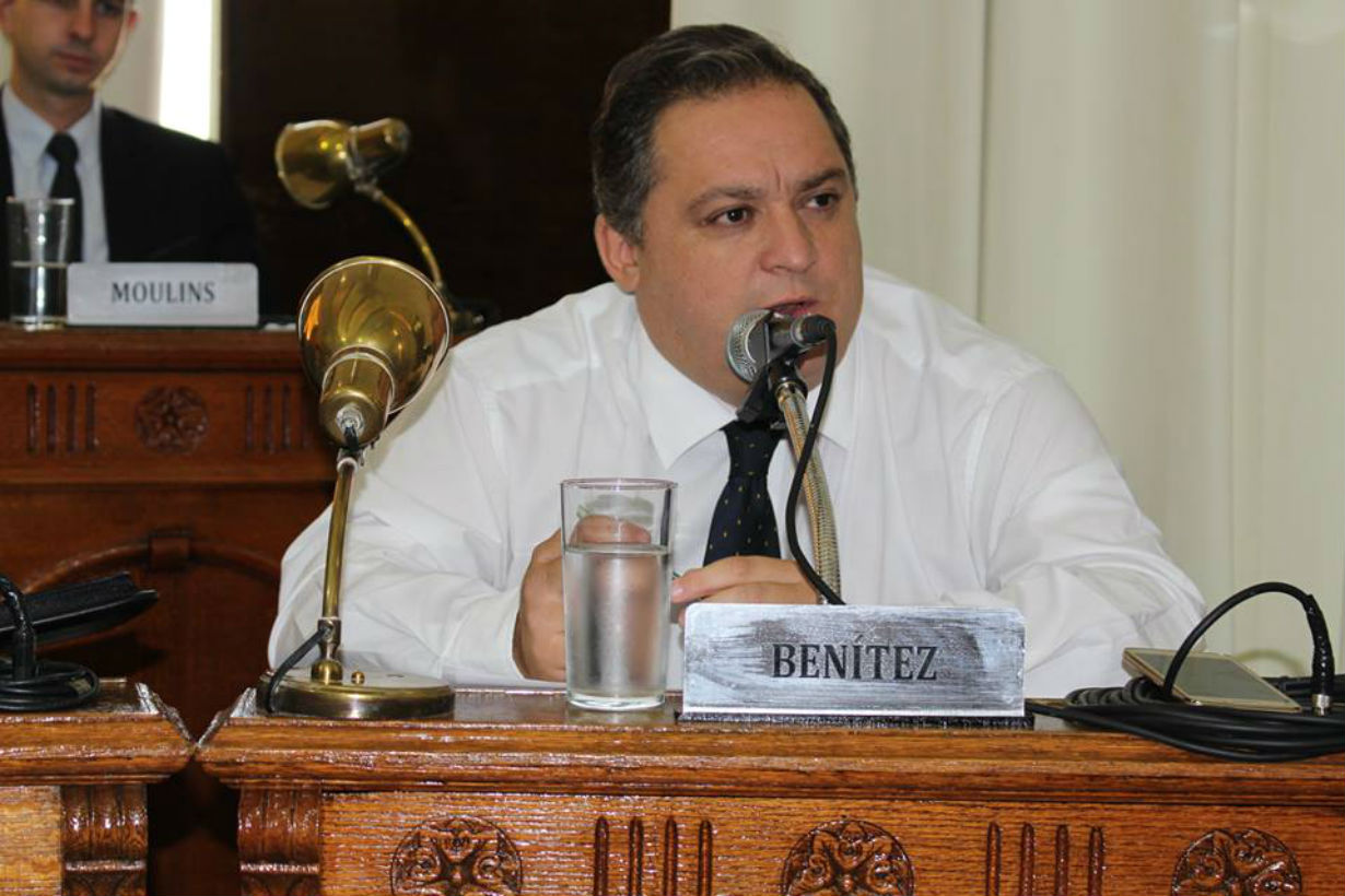 Benítez pidió información sobre la radio municipal