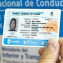 No podrán exigir el pago de multas pendientes para tramitar licencias de conducir