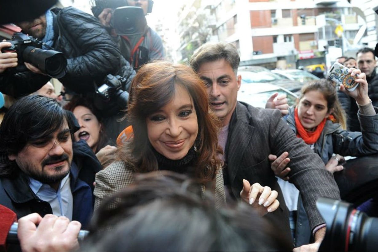 CFK, esta mañana al llegar a Tribunales.