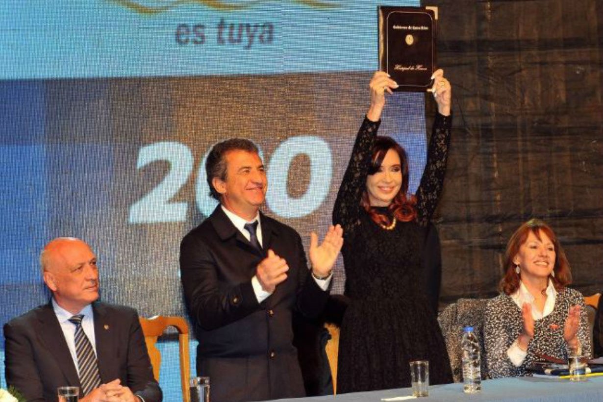 CFK, en una de sus visitas a Paraná.