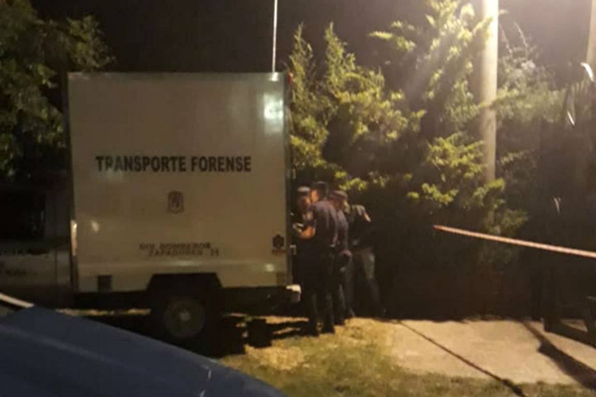 La Policía, anoche en Paraje San José, Paraná.