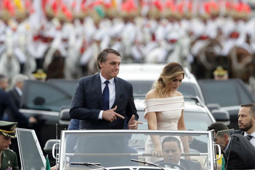 Bolsonaro asumió ayer, en Brasil.
