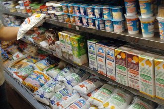 Productores consideran "una estafa" al precio por el que se consigue la leche en góndola