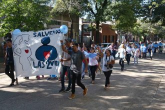 La marcha por el derecho a la vida unió las dos plazas de Colón