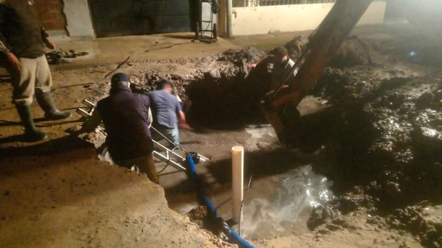 La razón por la que el agua de red salió turbia en algunos barrios de ...