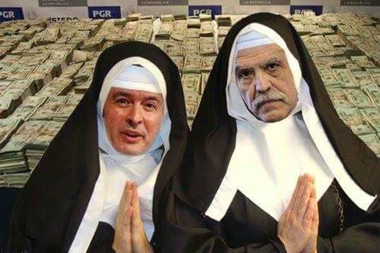 El meme de López y De Vido como monjas