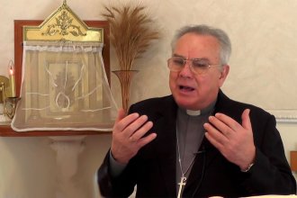 ¿Puede el Estado “habilitar” o “autorizar” actividades religiosas? La respuesta del Obispo Collazuol