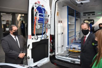 Dos hospitales cuentan con nuevas ambulancias, adquiridas con lo recaudado por el Fondo Solidario