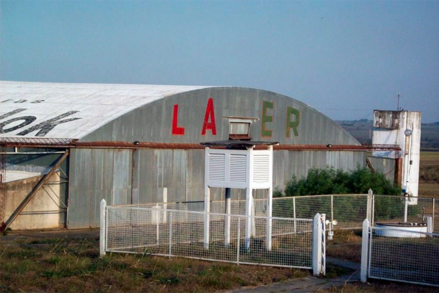 Un hangar de LAER, en desuso