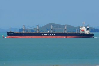 Arribará al puerto de Concepción del Uruguay para cargar madera con destino a China
