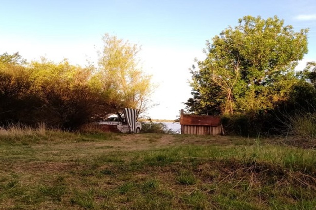 Fracasa la contratación de consultora para relevamiento satelital de quintas abandonadas en la costa del Uruguay - Noticias - Elentrerios.com