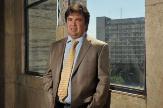 Fiscal denunció a González García e investigará el reparto de dosis y la vacunación en las provincias