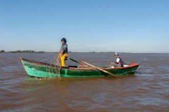 Resolución pone en riesgo la actividad: "Hace un mes que no trabajamos", reclaman pescadores artesanales