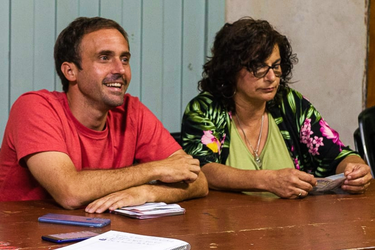 Rossi en la Asamblea Ciudadana Vecinalista de Pná.
