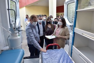 Entregaron una ambulancia para el Centro de Salud de Villa Urquiza