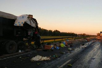 Trágico choque entre dos camiones se cobró la vida de un colonense