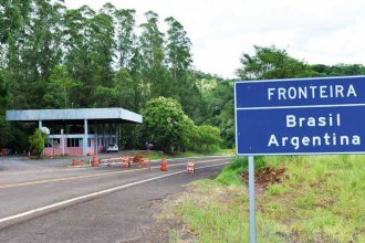 <i>"A reabertura deve esperar"</i> Brasil aún no habilitó la frontera terrestre con la Argentina