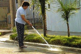 Municipio de la provincia fijaría multas de hasta $60 mil por derrochar agua
