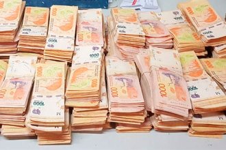 Recuperaron parte del dinero robado a una mujer a través de una estafa: había perdido dólares, euros y joyas