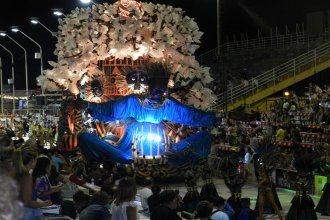 Con alto nivel de participación, Gualeguaychú y Concordia tuvieron su noche de carnaval