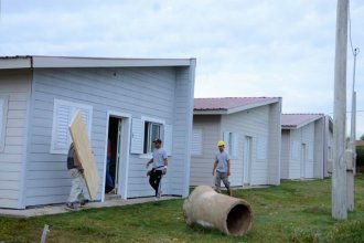 Objetivo: 250 viviendas de madera para erradicar familias que residen por debajo de cota 14