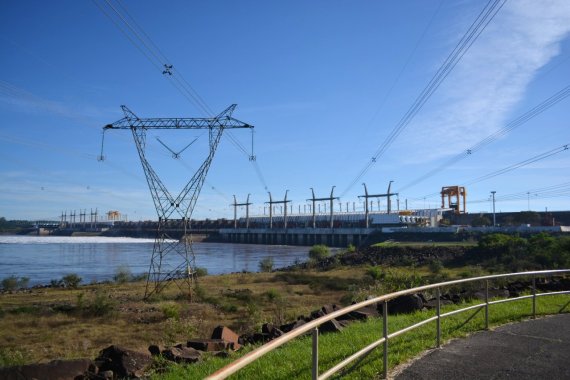 “Que se termine con la discriminación”. Entre Ríos pidió modificar criterio para establecer el precio de la energía de Salto Grande