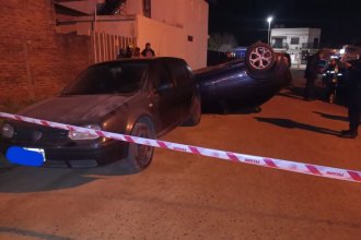 Alcohol al volante: evadieron un control, chocaron dos vehículos y volcaron