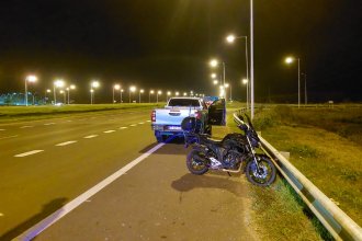 Motociclista ecuatoriano protagonizó un violento accidente en el retorno a Termas de Chajarí, por RN 14