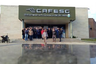 Trabajadores de Cafesg protestan frente a la sede: el proyecto que busca su estabilidad laboral no fue tratado por Diputados