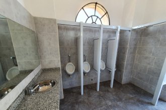 Nuevos y accesibles: así quedaron los baños en Parque Quirós